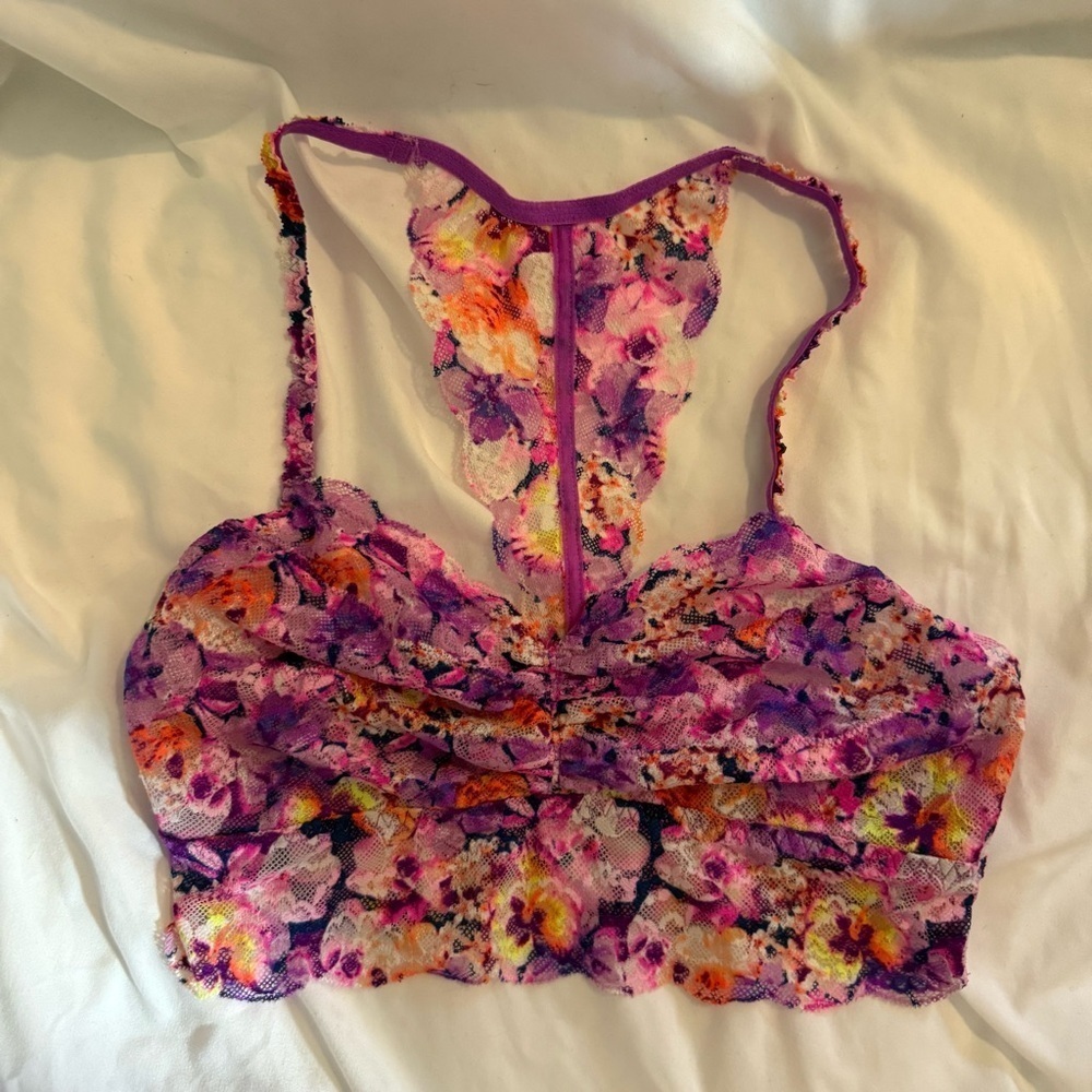 NWOT PINK Victoria’s Secret Lace Racerback Bralette
